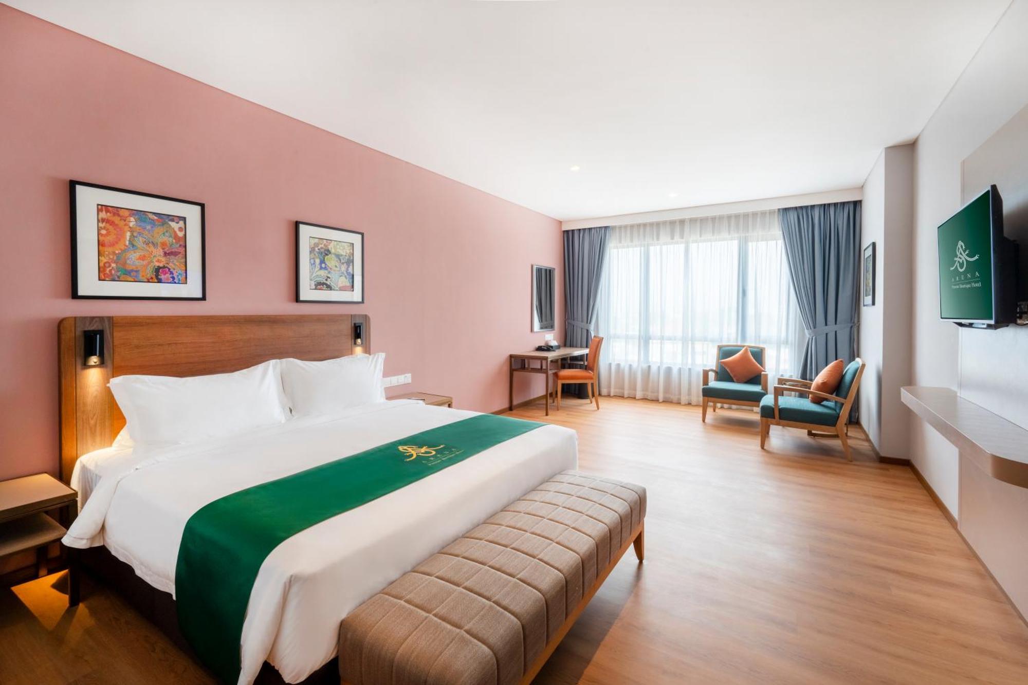 Arena Premier Hotel เซเรมบัน ภายนอก รูปภาพ