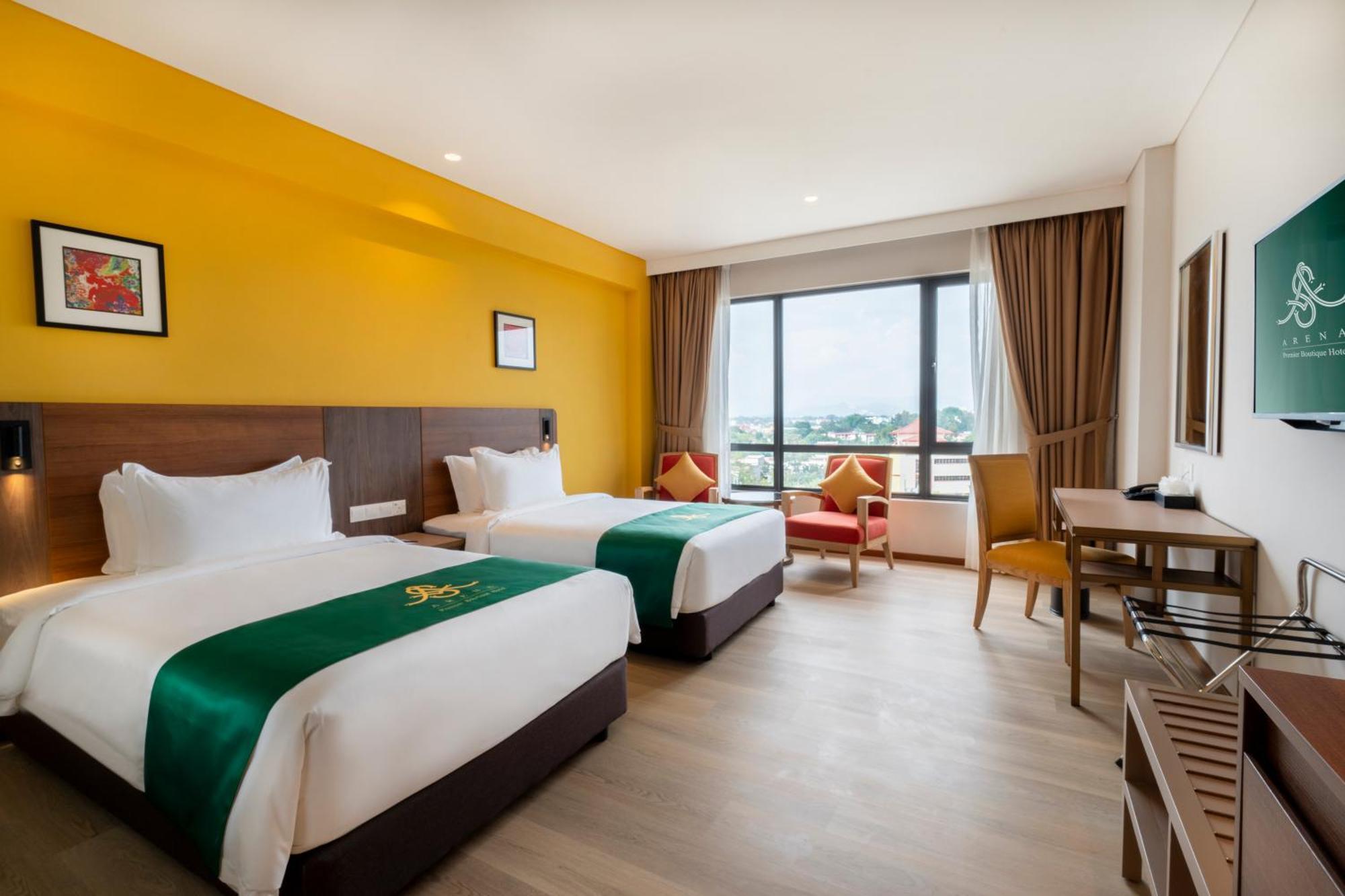 Arena Premier Hotel เซเรมบัน ภายนอก รูปภาพ